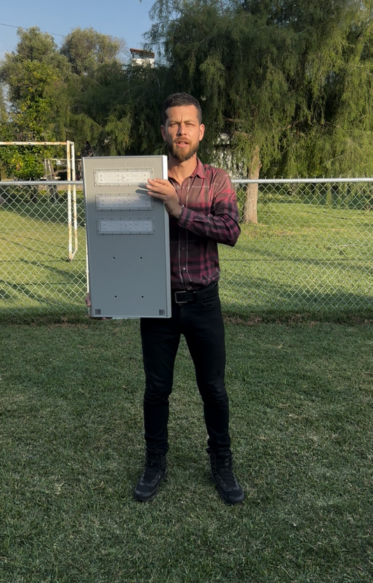 Lampara solar 300w - Luminaria solar 300w - Lampara solar en 400w y 500w - Lampara solar para alumbrado publico - Lampara solar para jardin - Lampara solar para exteriores