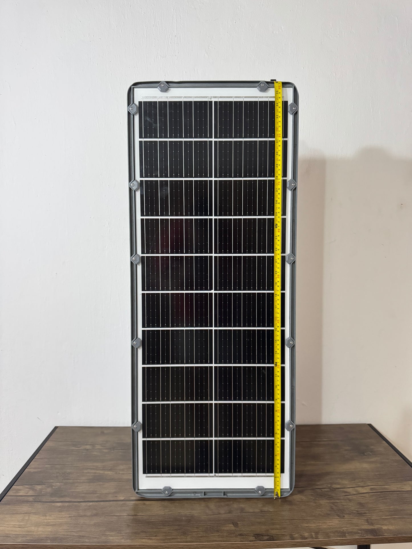 Lampara Solar Suburbana Autónoma  400W